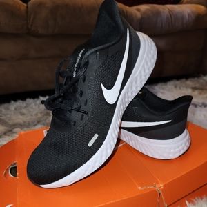 Nike sz8 women NIB